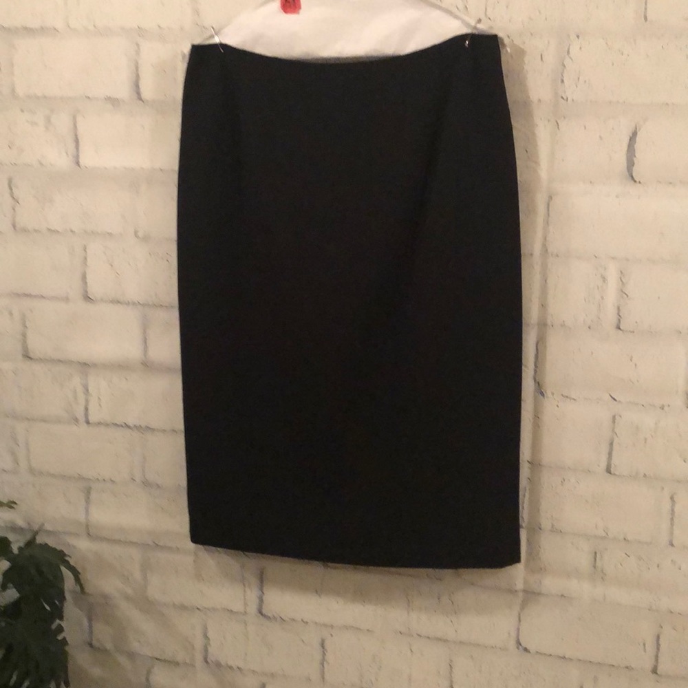 Black skirt